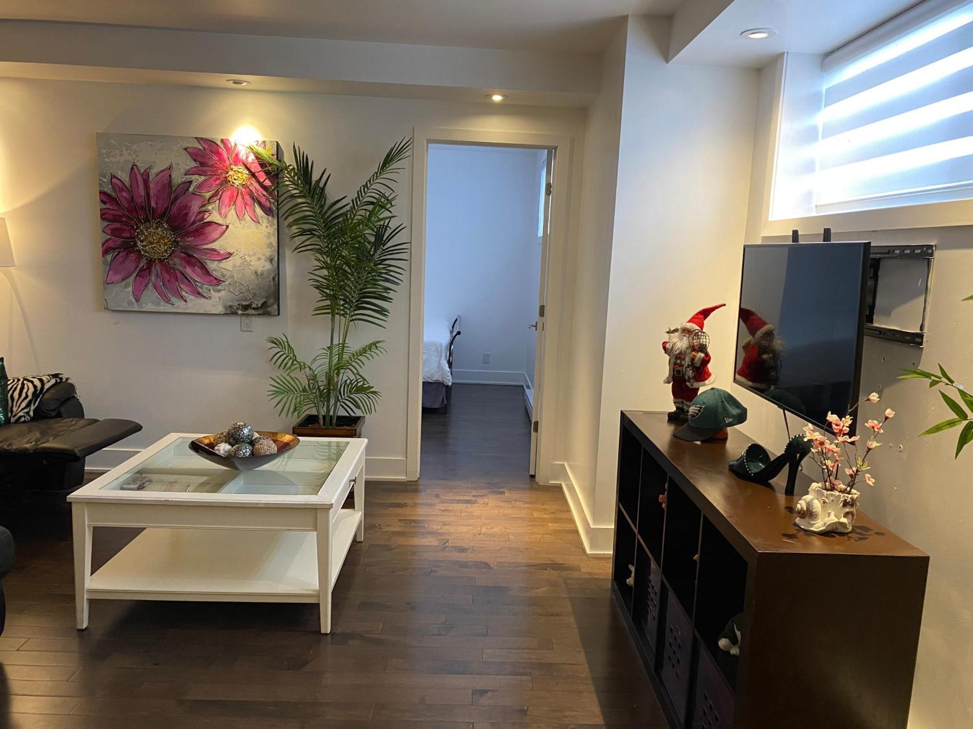 Beautiful Private Full Condo Brossard Εξωτερικό φωτογραφία