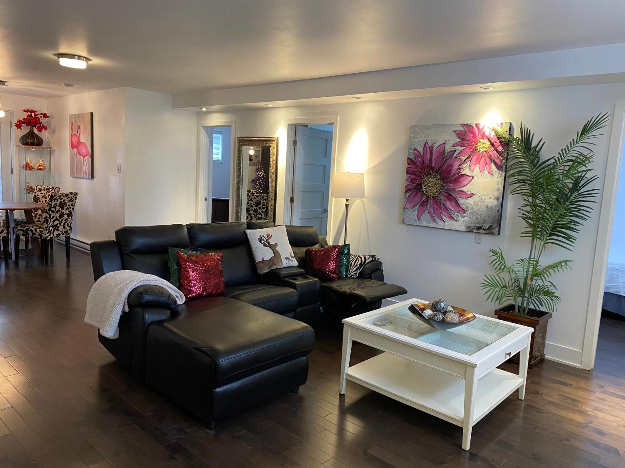Beautiful Private Full Condo Brossard Εξωτερικό φωτογραφία