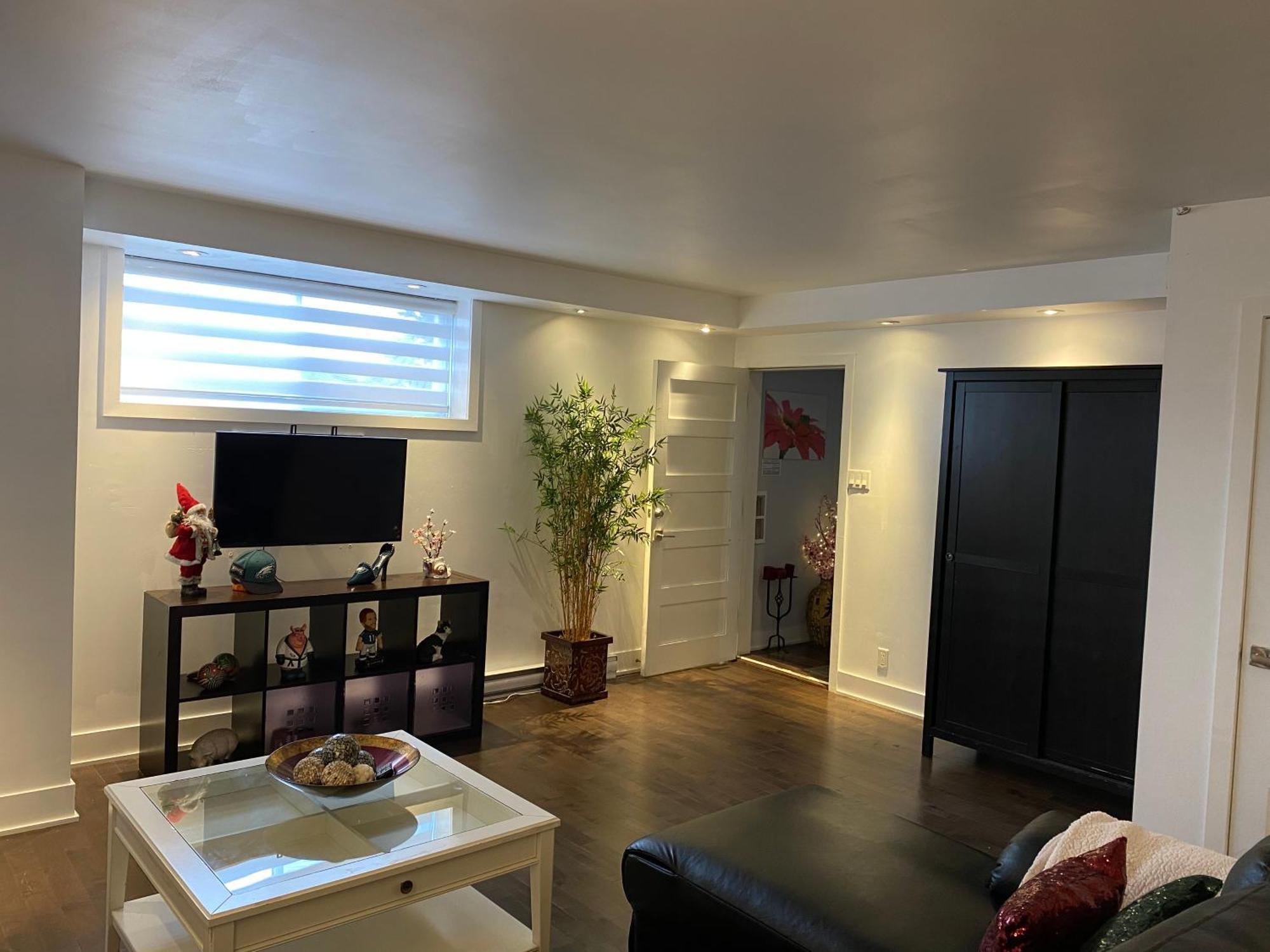 Beautiful Private Full Condo Brossard Εξωτερικό φωτογραφία